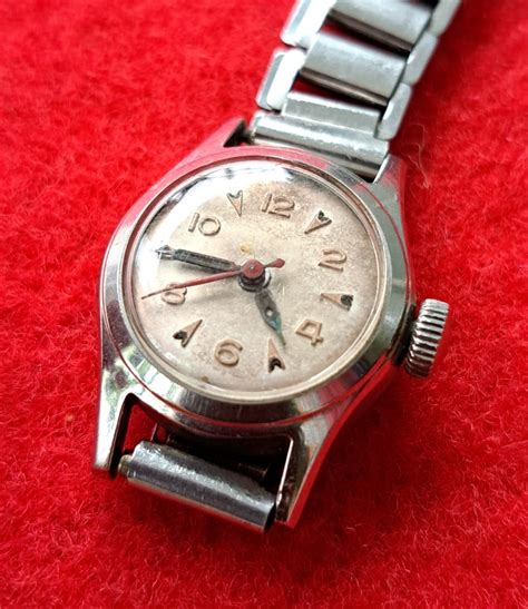 VINTAGE OWIX WATCH 1960'S 21 JEWELS .